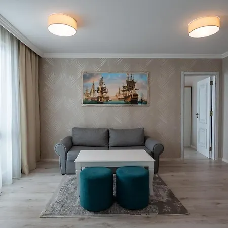 Maria Palace Complex *