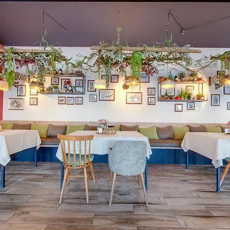 Maria Palace Complex