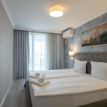 Maria Palace Complex Szálloda *