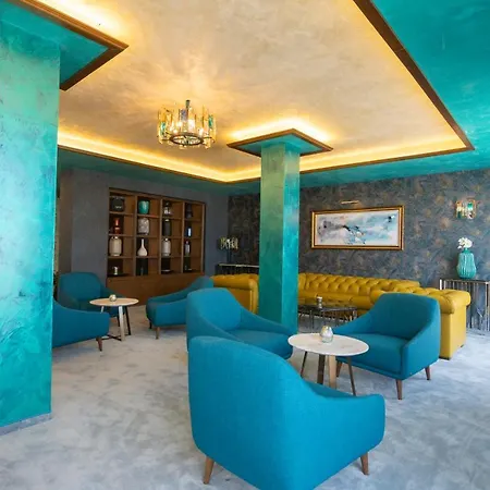 Maria Palace Complex Hotel *