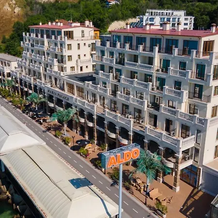 Hotel Maria Palace Complex *
