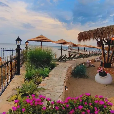 Hotel Maria Palace Complex Baltsjik