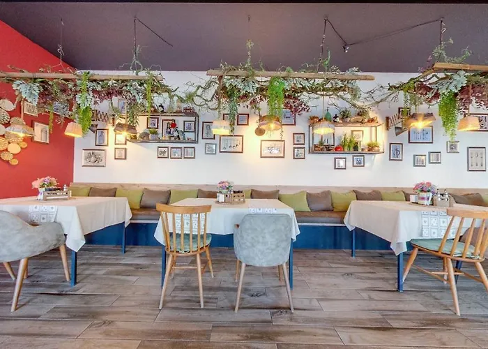 Maria Palace Complex