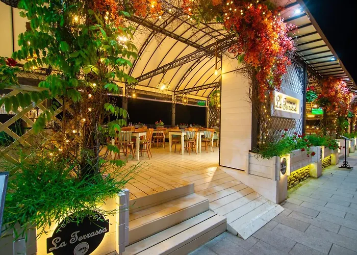 Hotel Maria Palace Complex *