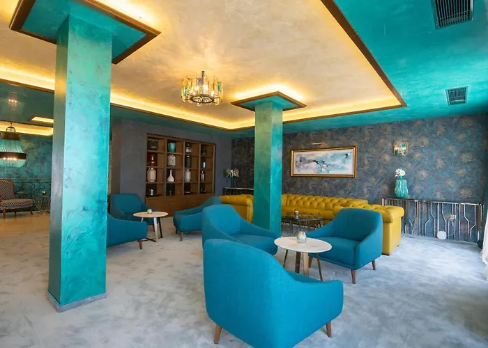 Maria Palace Complex Hotel *