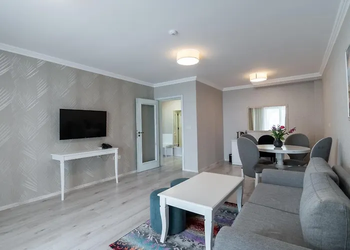 Maria Palace Complex Hotel *