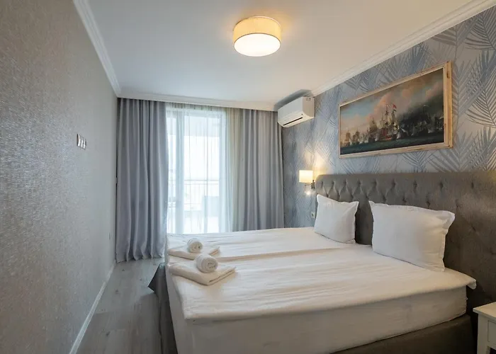 Maria Palace Complex Hotel *