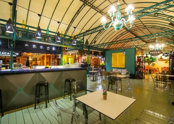 Hotel Maria Palace Complex *