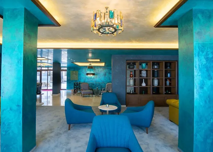 Maria Palace Complex Hotel *